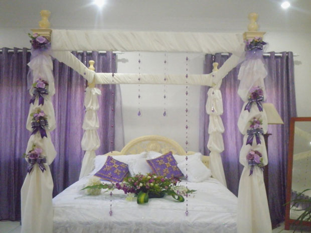دکور اتاق عروس ایرانی با تخت مناسب
