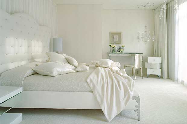 رنگ سفید برای اتاق خواب عاشقانه